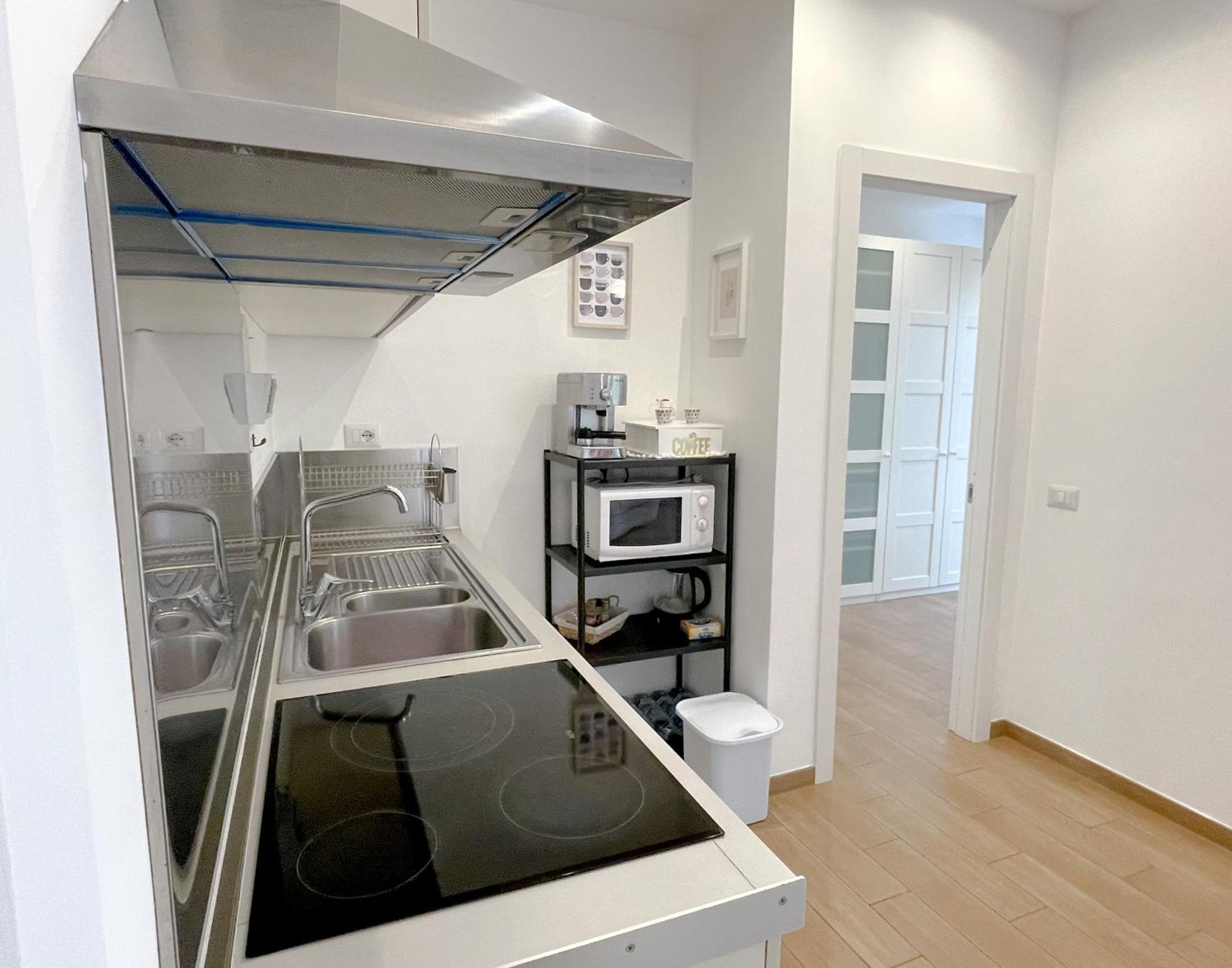 The Shabby House - Charming Seaside Retreat In Central Anzio, Steps From Beach And Train Station מראה חיצוני תמונה